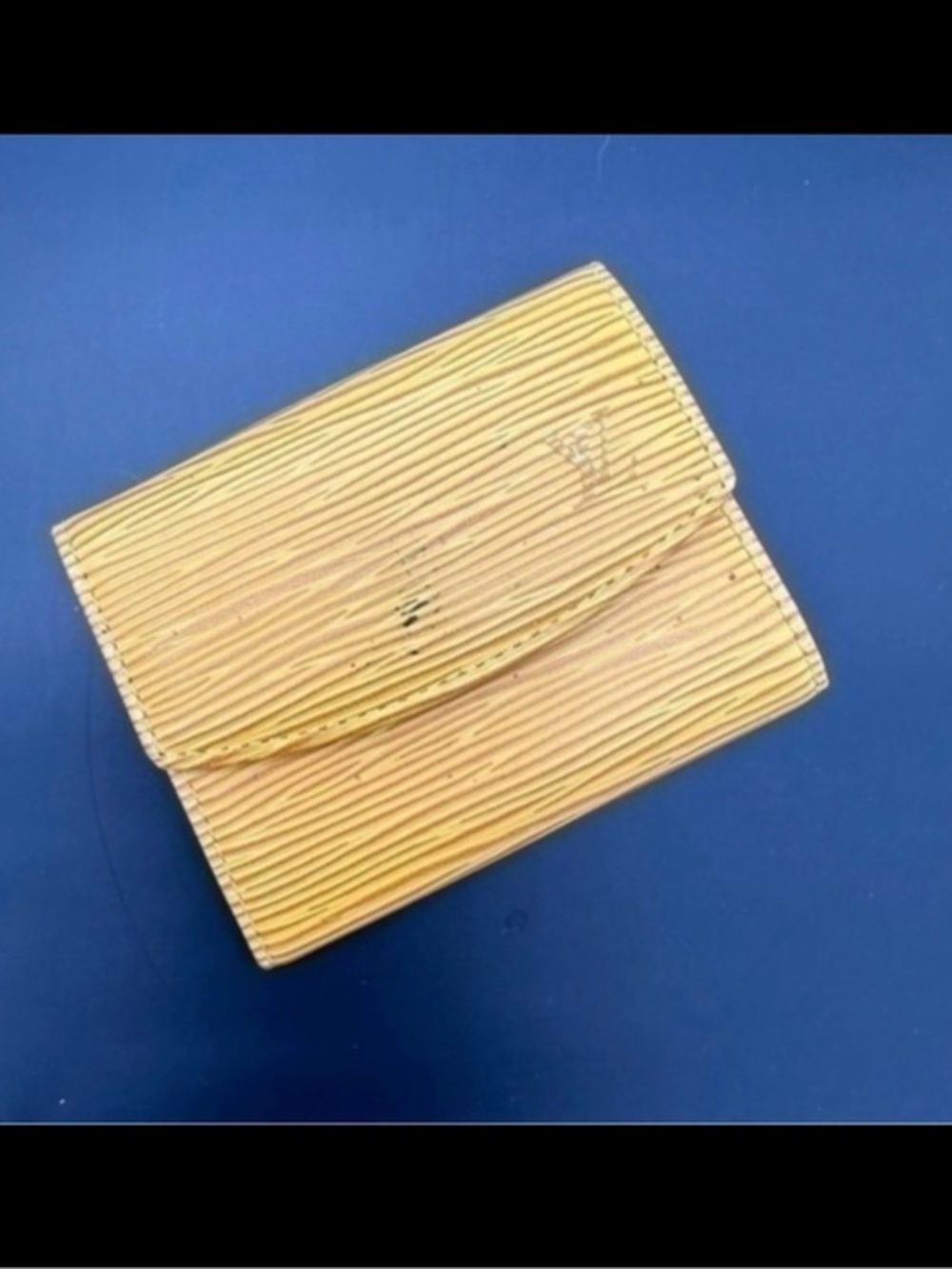 AUTHENTIC Louis Vuitton wallet. Credit card. ID holder. Yellow.